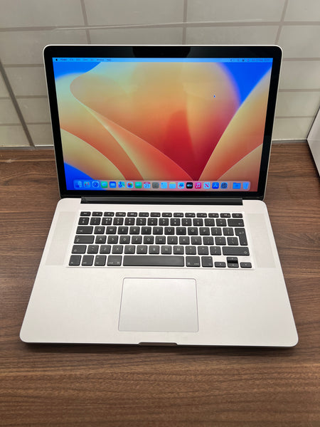 Apple MacBook Pro (Retina, 15-inch, Early 2013) [256GB SSD] (#018)